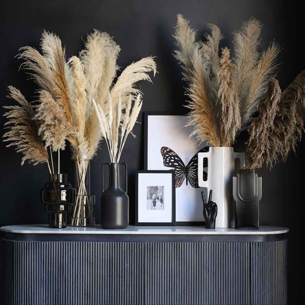 Silhouette Vase With Pampas Grass - Discover The Simple Facts About Them