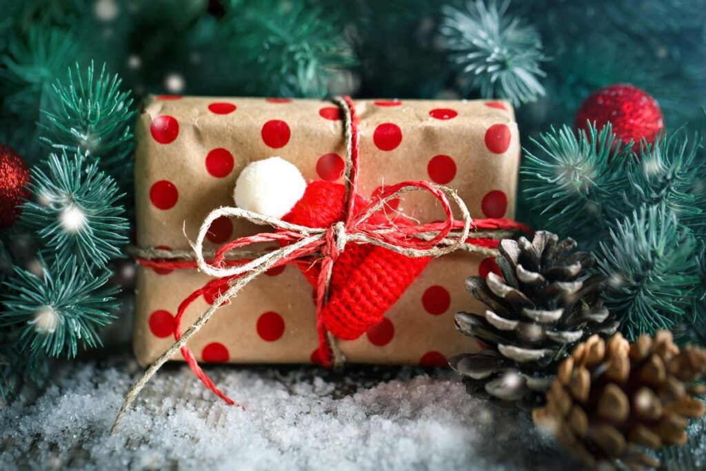 Christmas Hampers And Their Myths