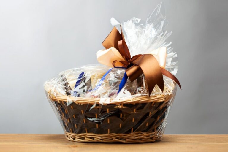 Learn What A Pro Has To Say On The Best Hampers