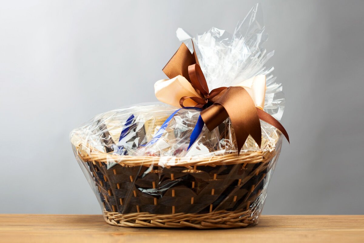 Learn What A Pro Has To Say On The Best Hampers