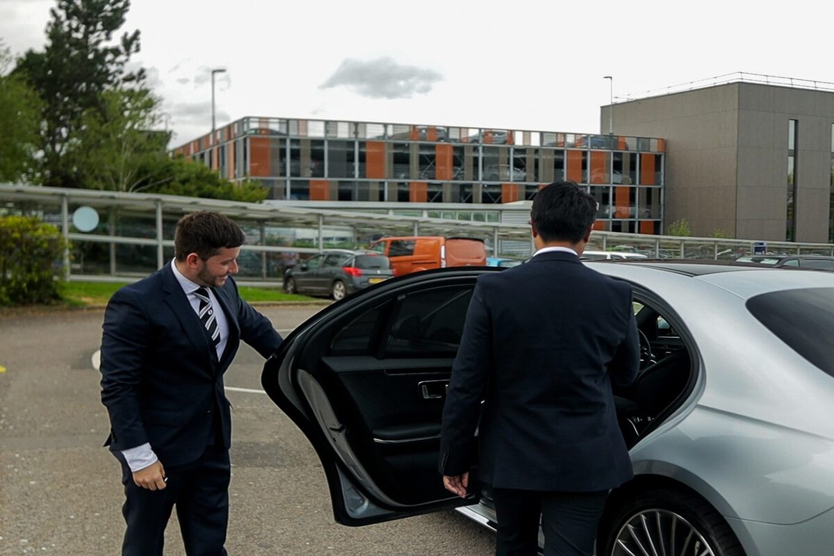 heathrow to oxford taxi.