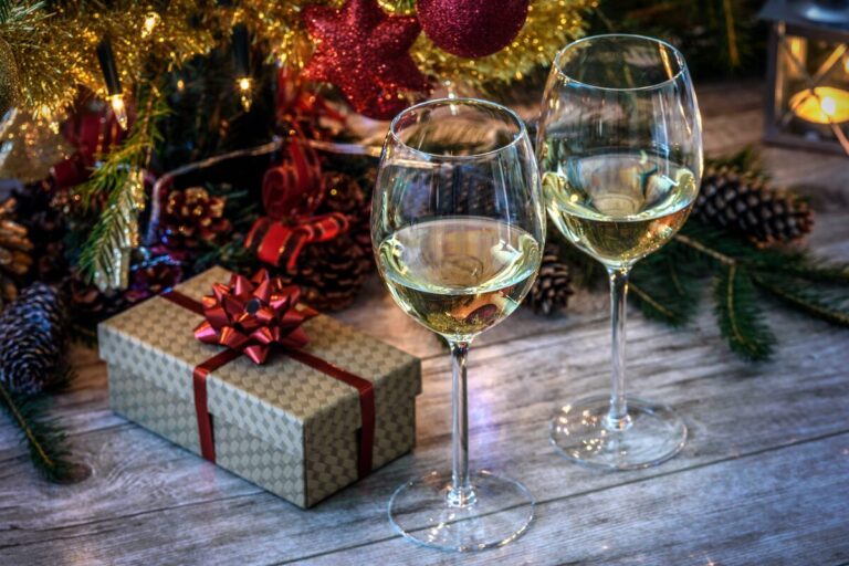Benefits Of Cheese And Wine Hamper Gift