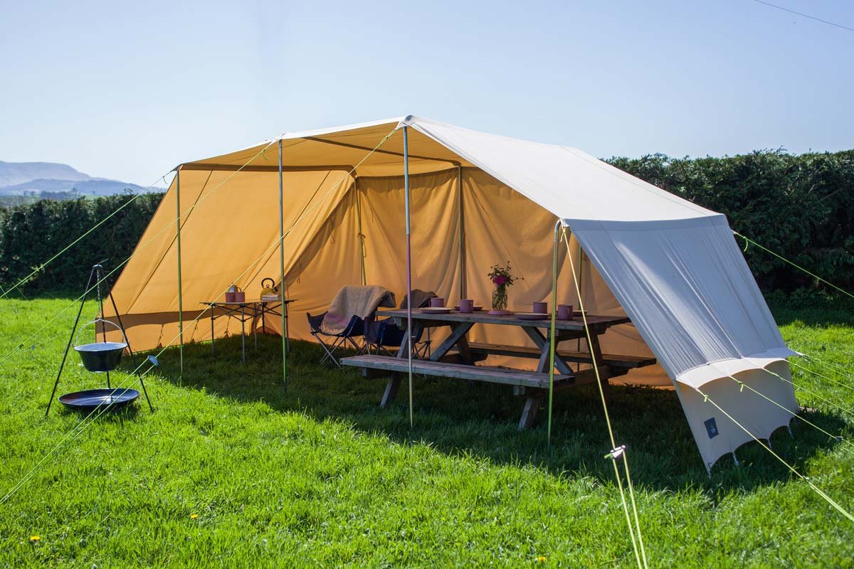 A Glimpse At Canvas Awnings