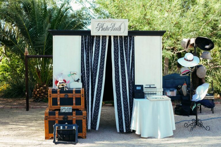 Great Things About Wedding Booth Photos