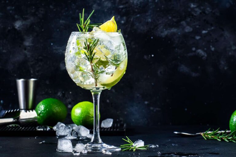 Complete Study On The Luxury Gin Hampers