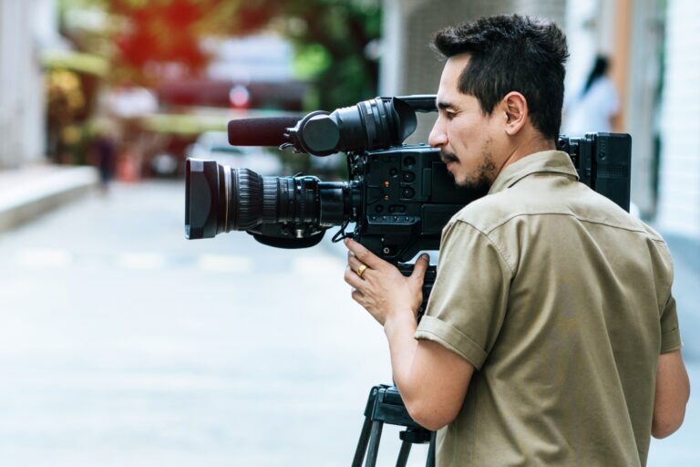 Discover What An Expert Has To Say About The Freelancer Cameraman