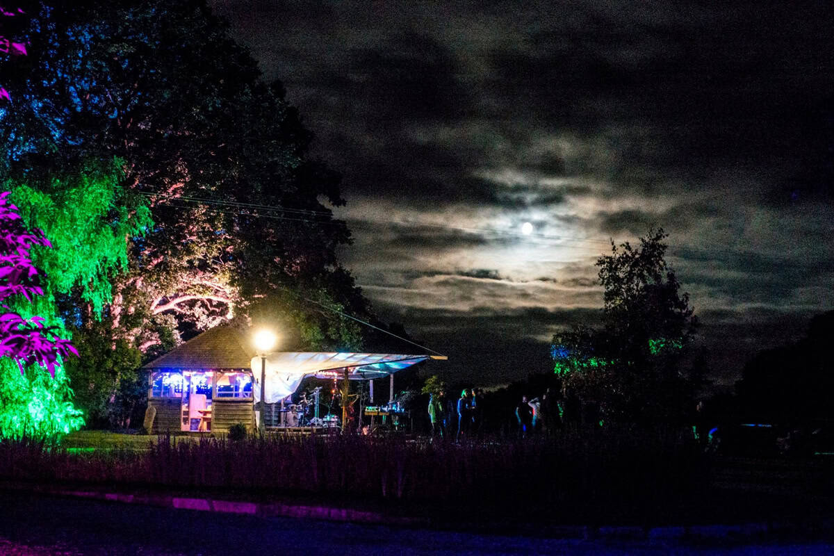 A Glimpse At – Best Outdoor Stage Hire